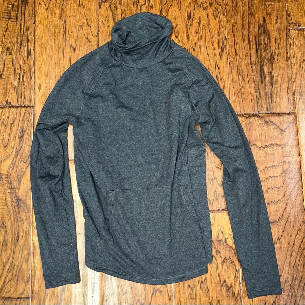 Eddie Bauer Women's active funnel‎ neck Top